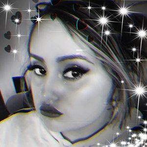 Meet your Posher, Alika